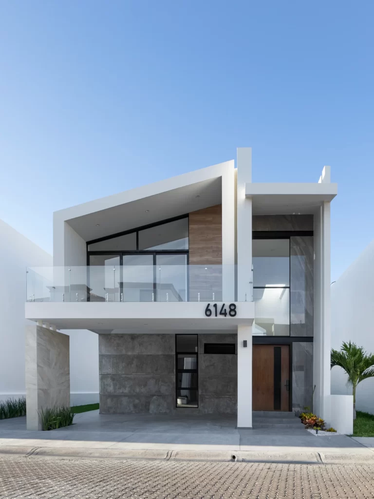 Fachada casa terminada punta diamante Mazatlán Erka Constructora