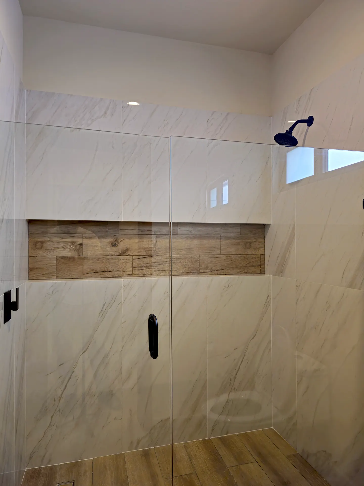 baño rec ppal regadera, construir casa en mazatlan, maralto, erka constructora